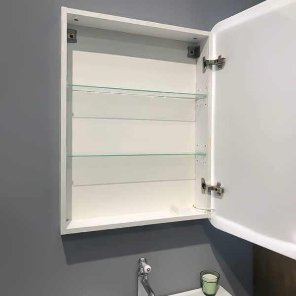 Зеркало-шкаф AVS Универсал 60x80 LED боковой сенсор, розетка