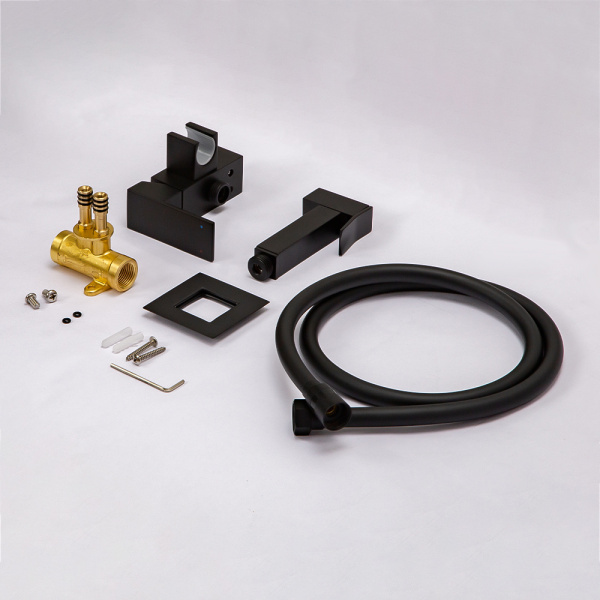 Гигиенический душ со смесителем AVS Cube черный матовый